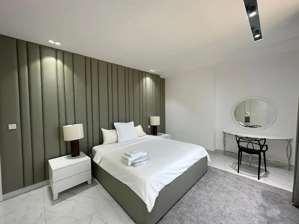 Stylish 2 Bedroom Service Apartment With Sea View Dubai Vereinigte Arabische Emirate